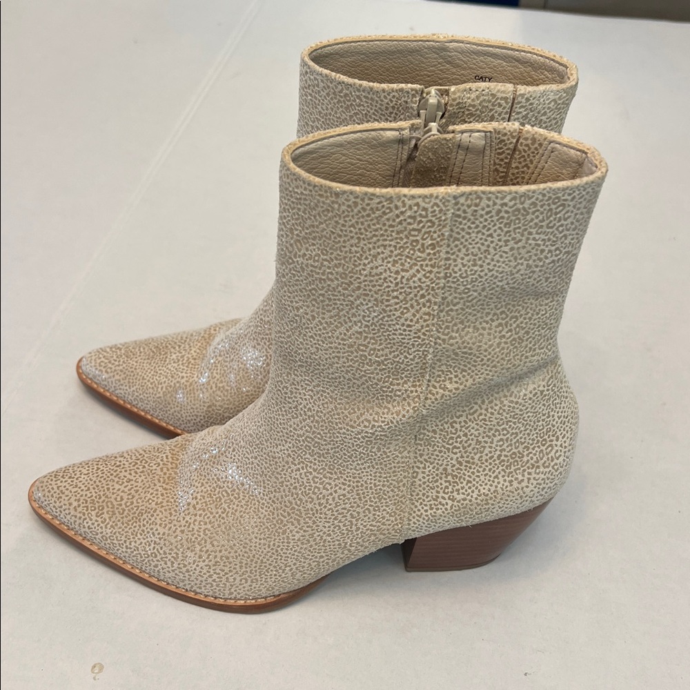 MATISSE CATY WOMEN’S CREAM LEATHER POINTY TOE ANIMAL PRINT ANKLE BOOTS SIZE 7 - Picture 4 of 16
